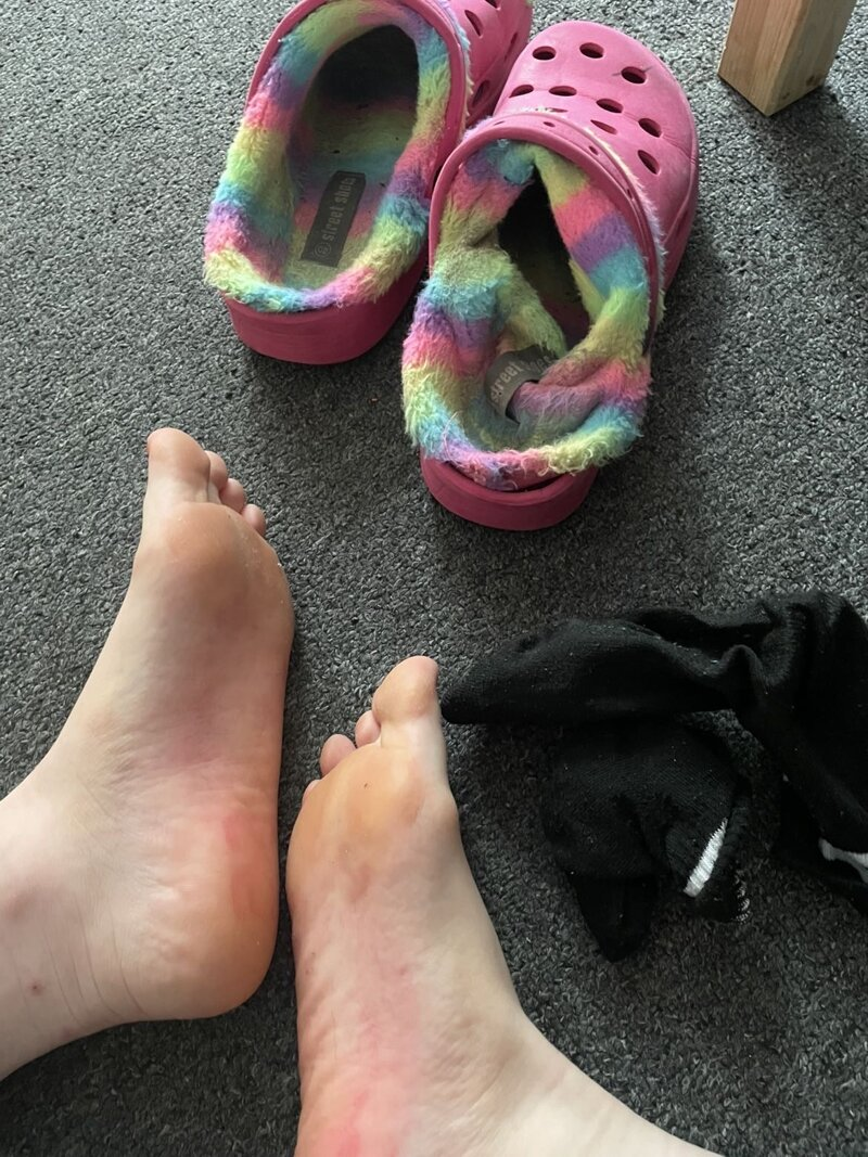 Huge collection of porn photos Amateur Dirty Feet Feet by GINGER RED 🩷’s (@888Gingerred)