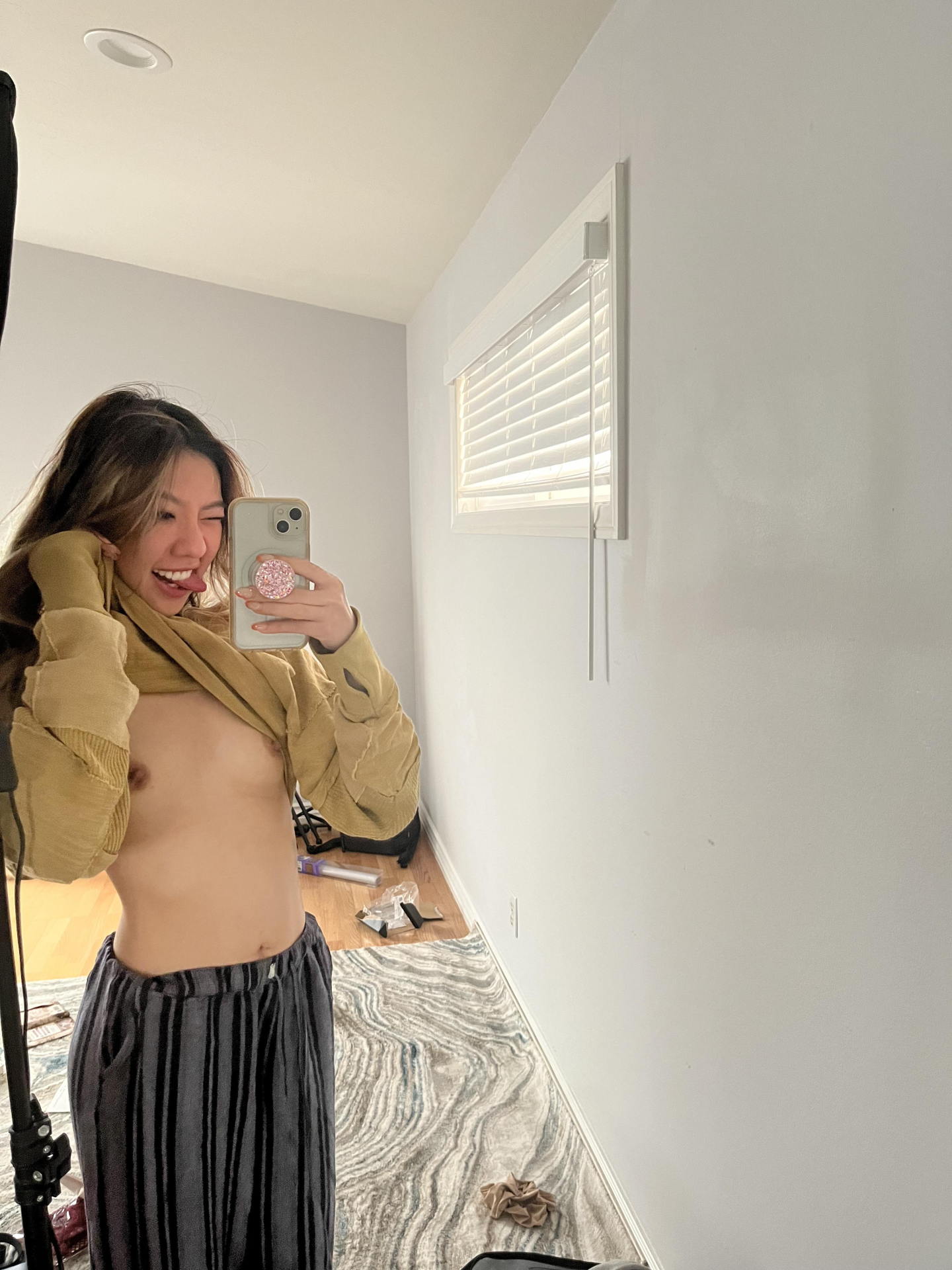 Huge collection of porn photos Bathroom belly Bed Lips by Leaked OnlyFans’s (@Leaked-OnlyFans)