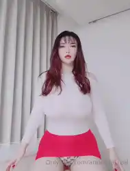 braless