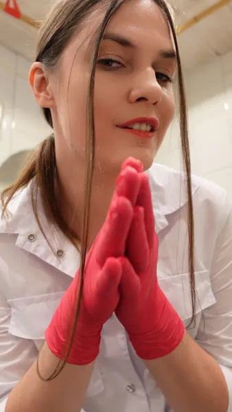 medical-gloves photo 3