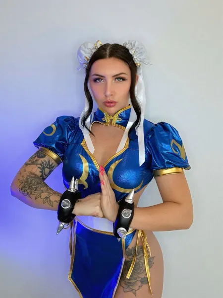 nsfw-cosplay