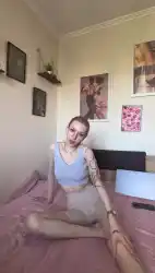 flexible-women photo 2