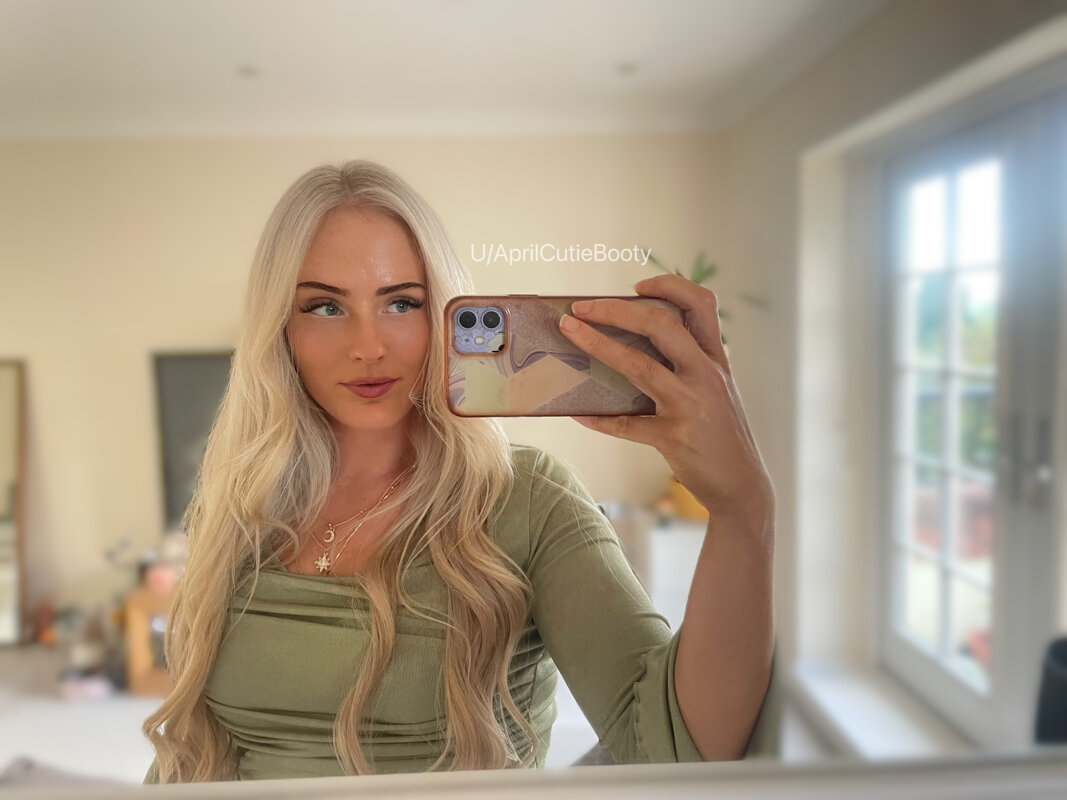 Huge collection of porn photos Blonde British Lips Long Hair by April 💖’s (@cutiebooty.x)