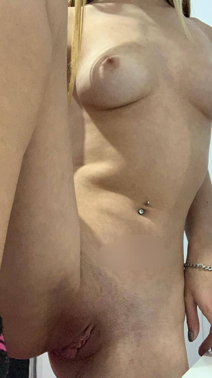 Huge collection of porn photos Amateur Boobs Babe by Daily Porn’s (@daily-porn)