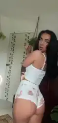 thick-booty
