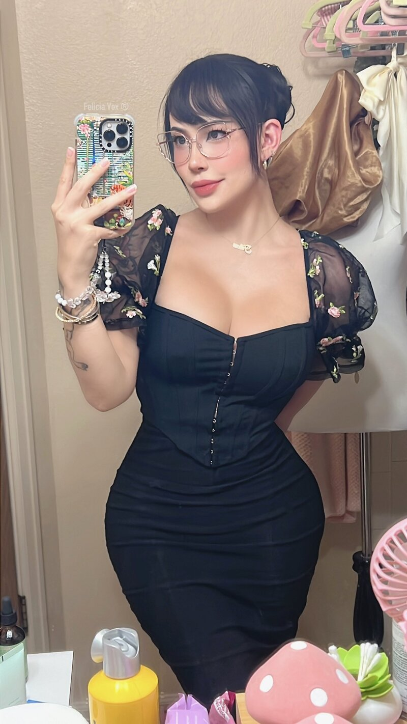 Huge collection of porn photos Asian Brunette Glasses Hourglass by Felicia Vox’s (@feliciavox)