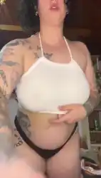 hot-girls-with-tattoos