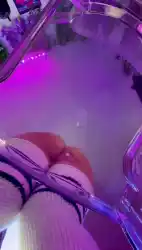 ass-on-the-glass photo 3