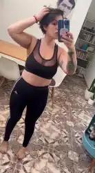 girls-in-yoga-pants