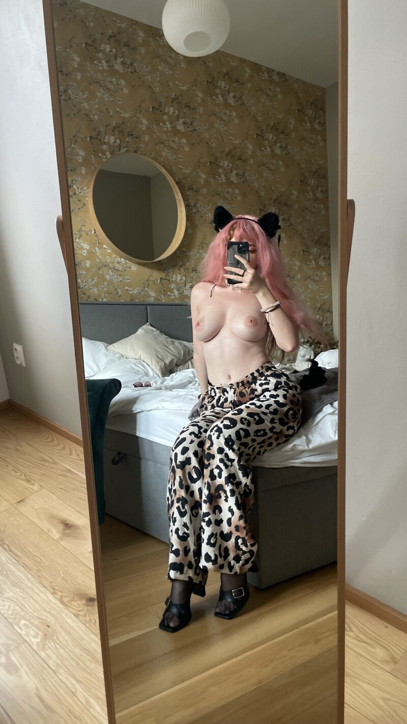 Huge collection of porn photos Big Tits Cosplay Eye Contact High Heels by Katrina 🐉’s (@katrinafire666)