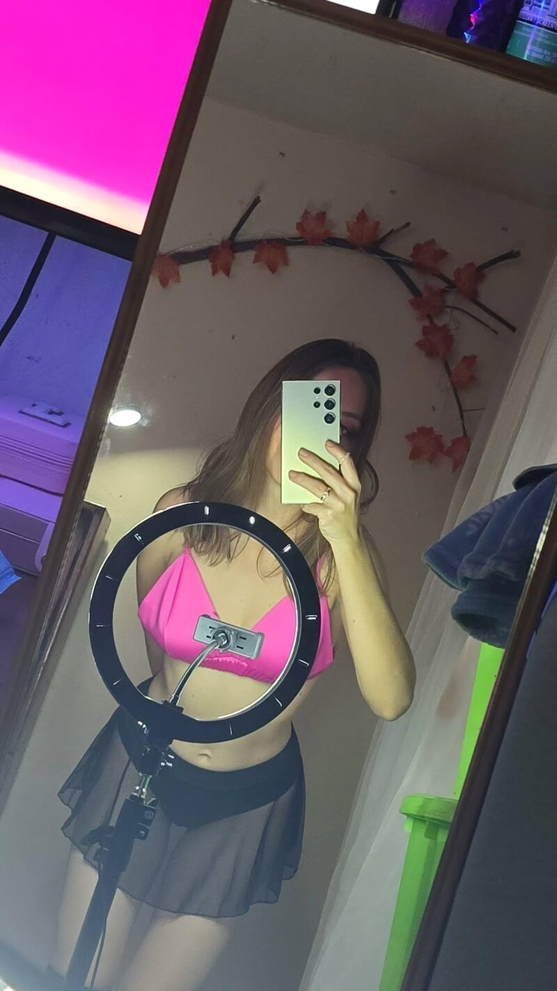 Huge collection of porn photos Amateur Brunette OnlyFans by KAWAIIFU’s (@kawaiifu_u)