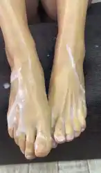 footjob-cum