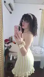 upskirt-tease