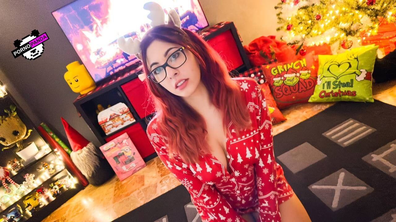 Huge collection of porn photos Amateur Big Tits Christmas Tits by 🐼LaPandinaQuellaVera🐼’s (@lapandina)