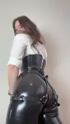 femdom-strap-on