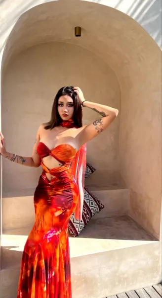 hot-girls-with-tattoos photo 2