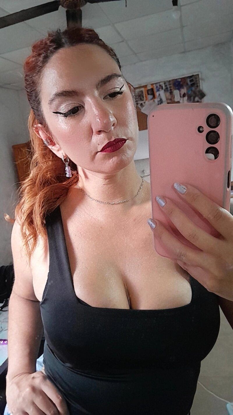 Huge collection of porn photos Big Tits Boobs Busty Cute by ❤️‍🔥 Minerva ❤️‍🔥’s (@lola_glitter)