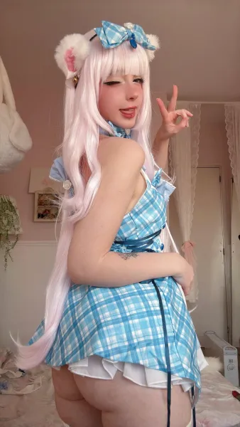 e-girls photo 3