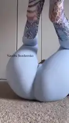 thick-booty photo 2