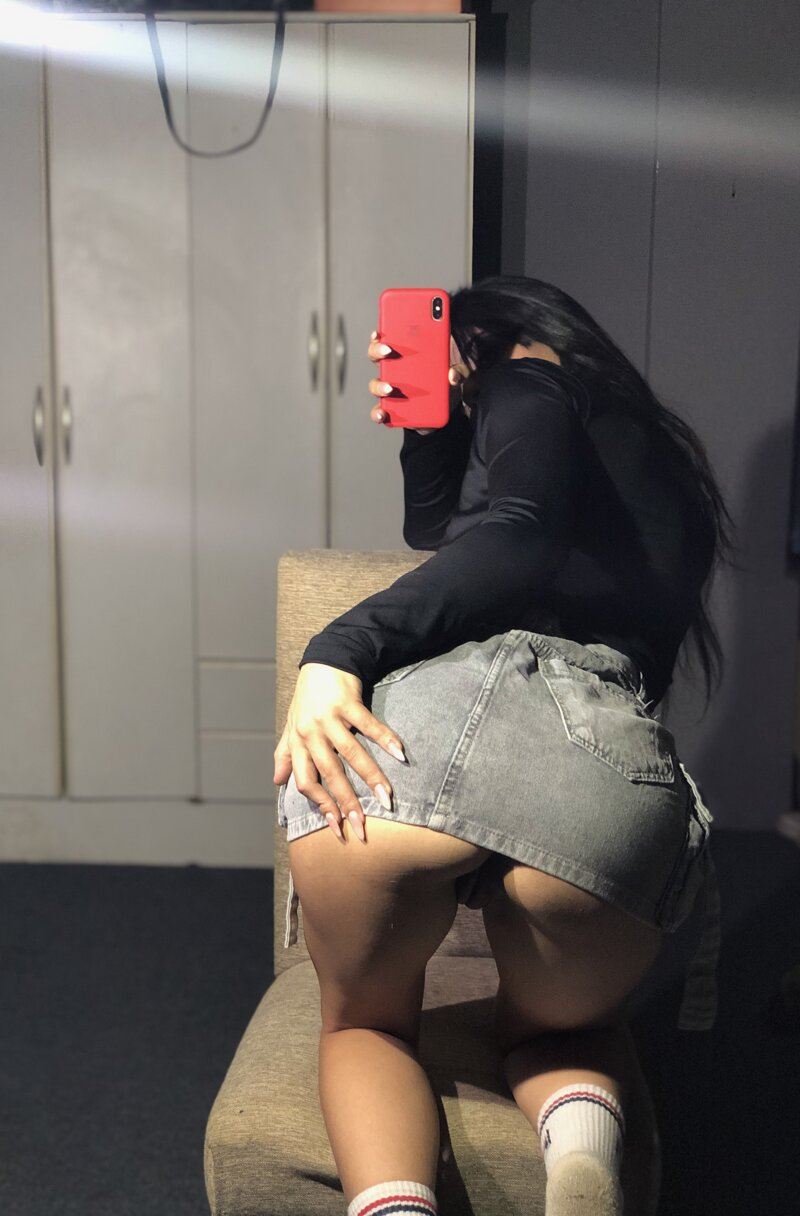 Huge collection of porn photos Ass Long Hair Upskirt Underwear by Geraldine’s (@oficialgeraldine)