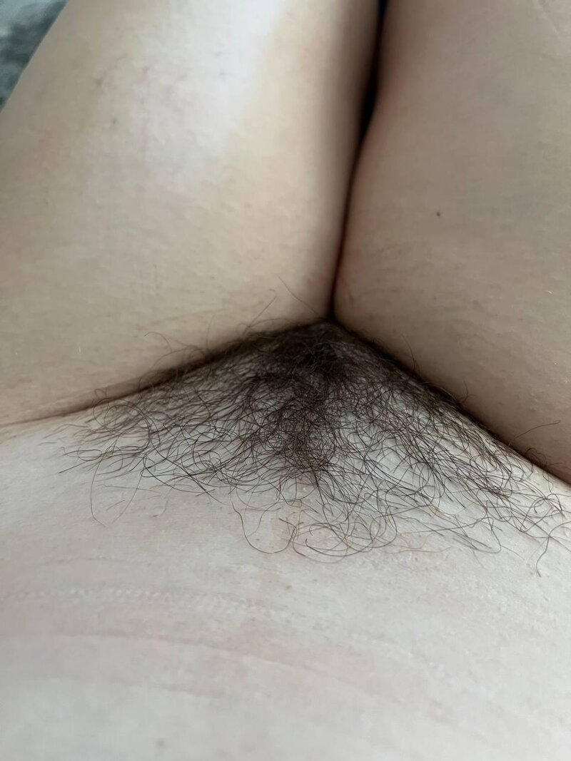 Huge collection of porn photos Close Up Hairy Pussy Hairbrush Nude by Pregnant Step-Mom Mia 🍼’s (@sugarsexclusive)