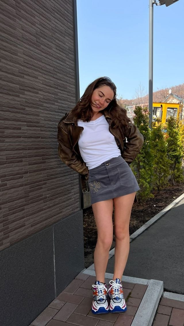 Huge collection of porn photos Long Hair Outdoor Sneakers by TikTokers’s (@tiktokers)