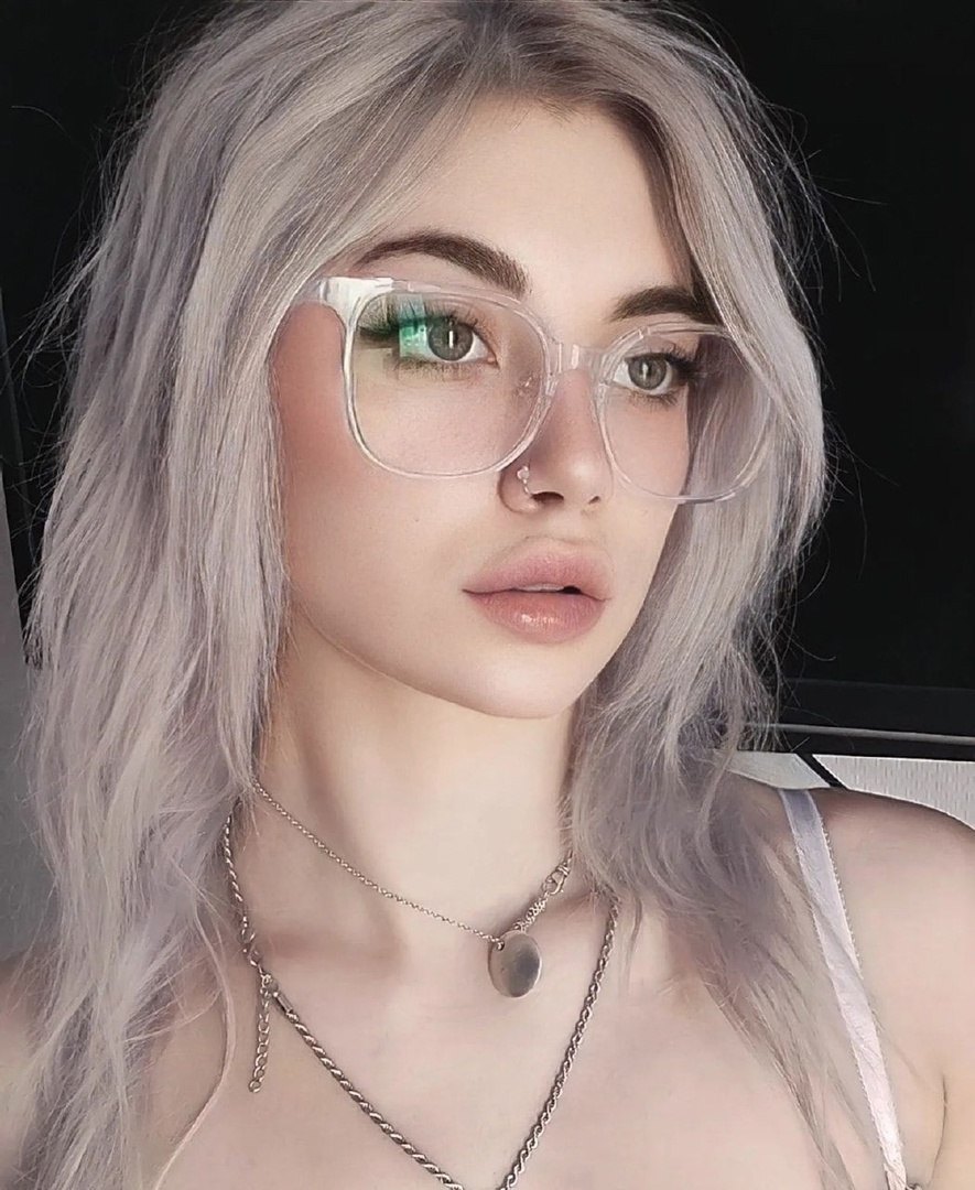 Huge collection of porn photos Beautiful Big Eyes Cute Glasses by TikTokers’s (@tiktokers)