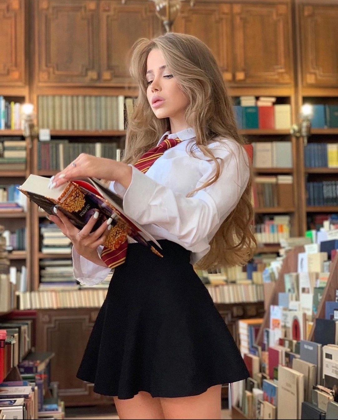 Huge collection of porn photos Blonde Female Long Hair by TikTokers’s (@tiktokers)