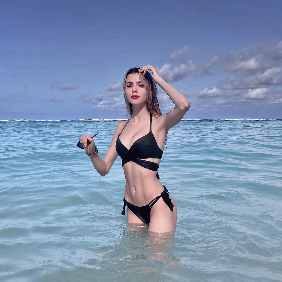 Huge collection of porn photos Abs Babe Bikini Beautiful by TikTokers’s (@tiktokers)