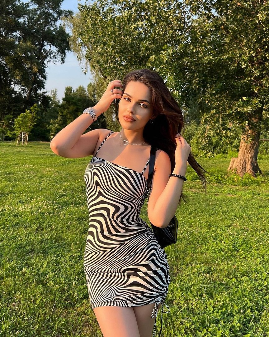 Huge collection of porn photos Brunette Beautiful Black Fit by TikTokers’s (@tiktokers)