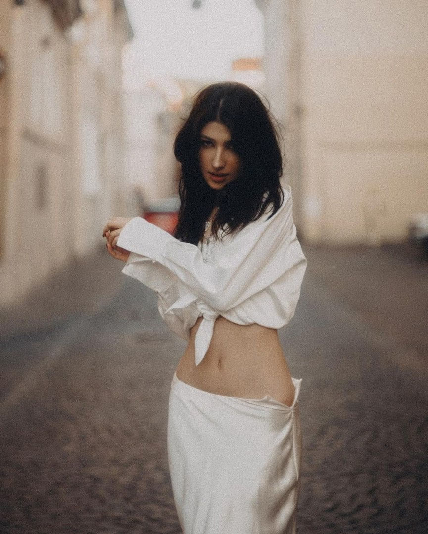 Huge collection of porn photos Abs Brunette belly by TikTokers’s (@tiktokers)