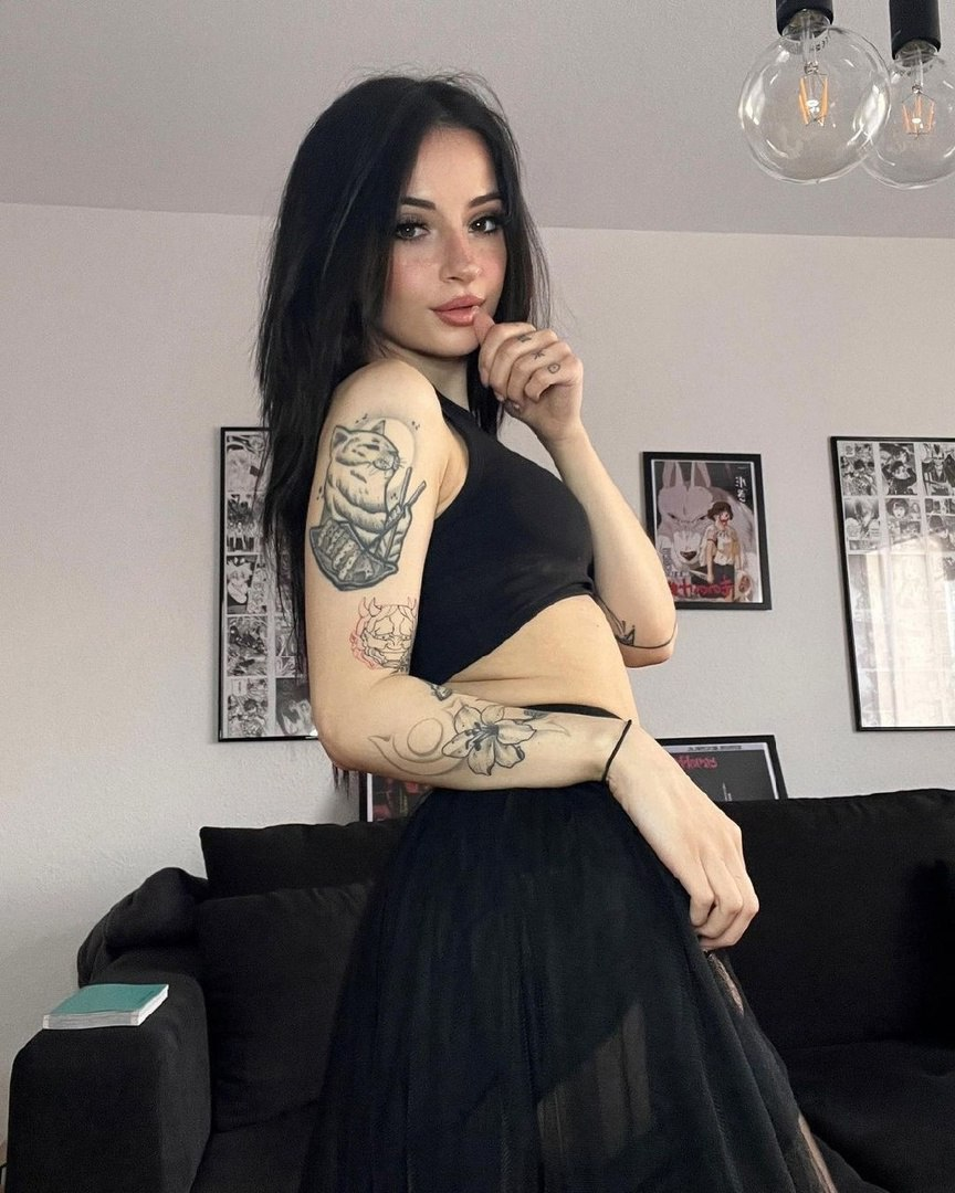 Huge collection of porn photos Body Brown Eyes Big Eyes by TikTokers’s (@tiktokers)