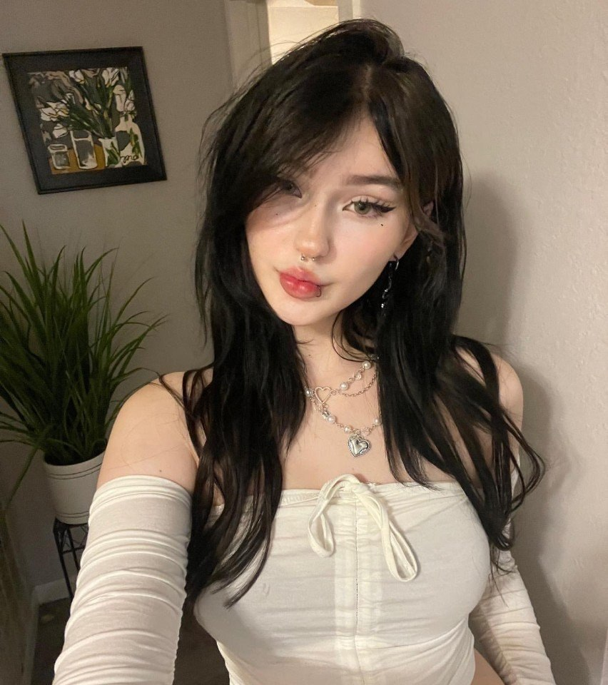 Huge collection of porn photos Brunette Bangs Big Eyes Long Hair by TikTokers’s (@tiktokers)