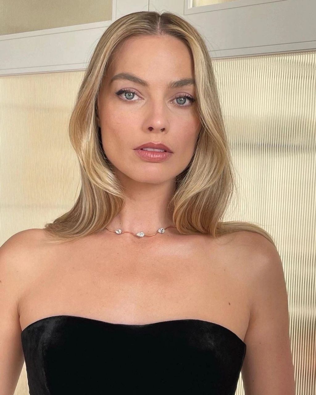 Huge collection of porn photos Actress Bra Blue Eyes by TikTokers’s (@tiktokers)