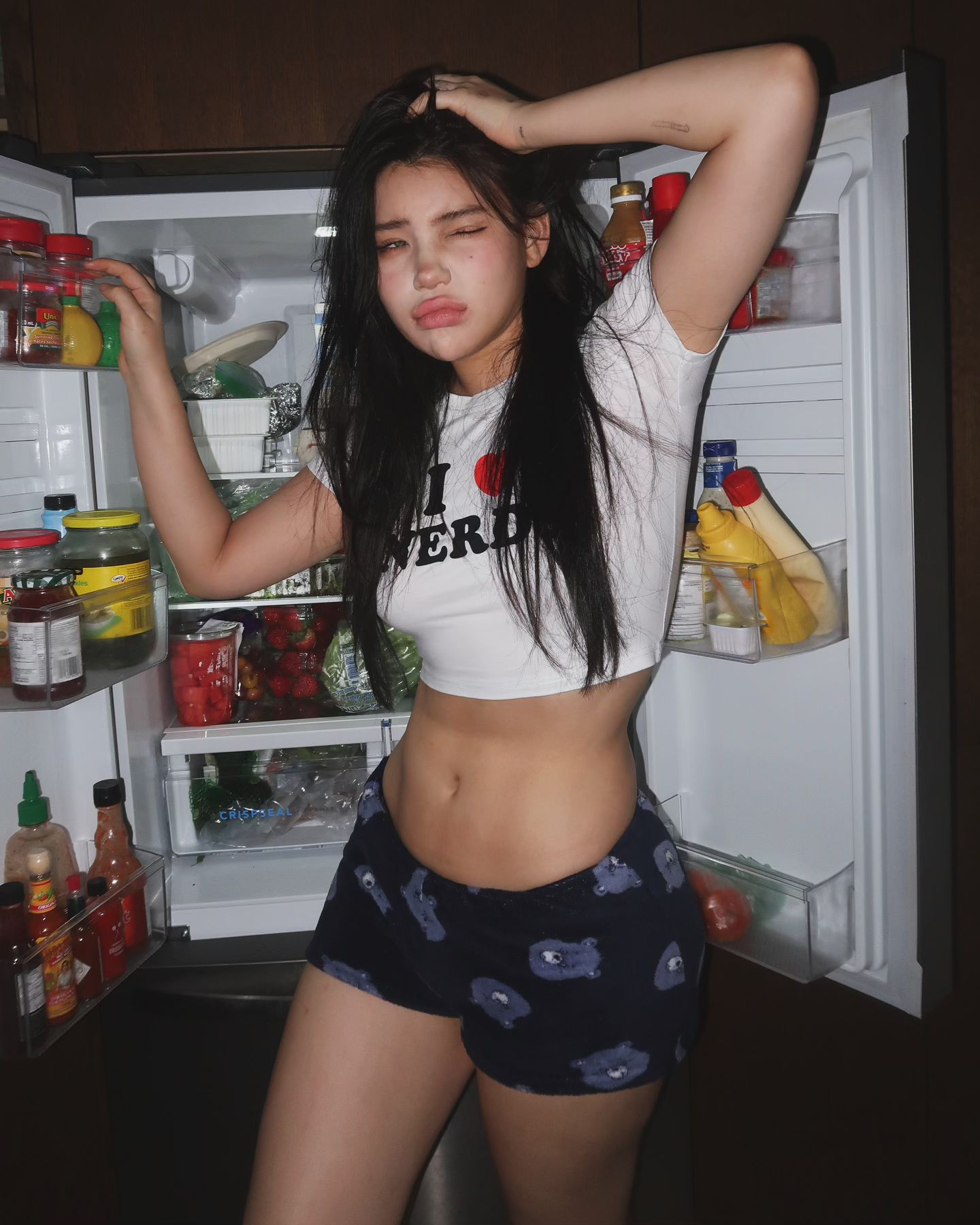 Huge collection of porn photos Brunette Bra Belly Button by TikTokers’s (@tiktokers)