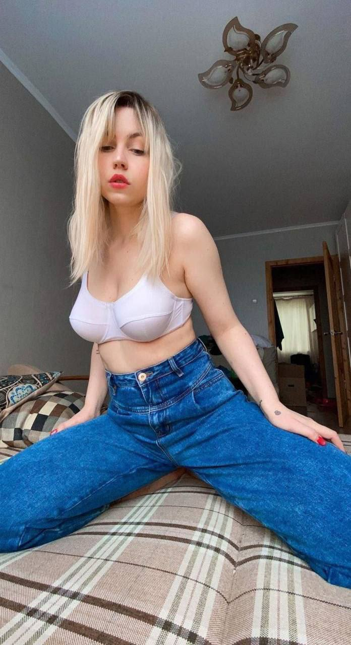Huge collection of porn photos Blonde Babe Bra Braless by TikTokers’s (@tiktokers)