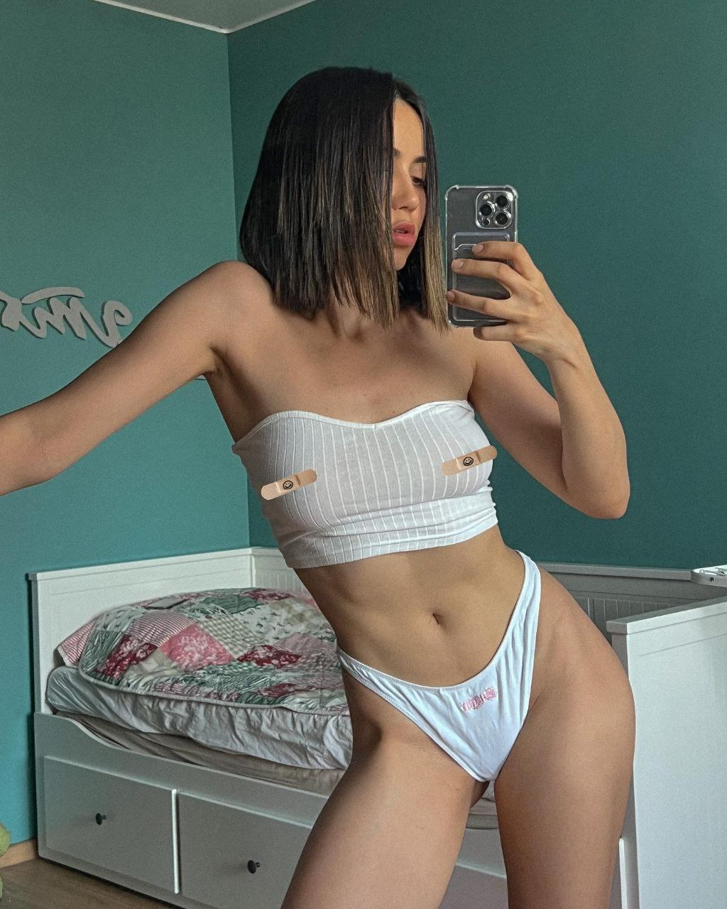 Huge collection of porn photos Amateur Babe Busty by TikTokers’s (@tiktokers)