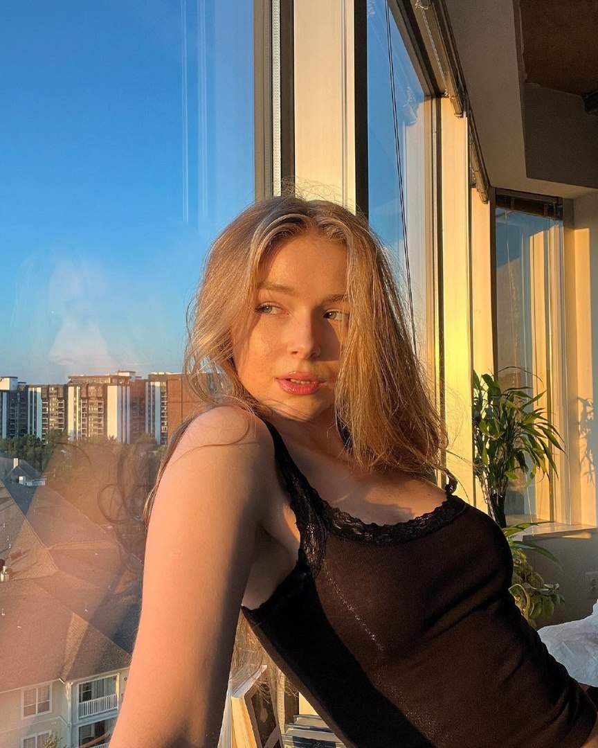 Huge collection of porn photos Blonde Female Long Hair by TikTokers’s (@tiktokers)