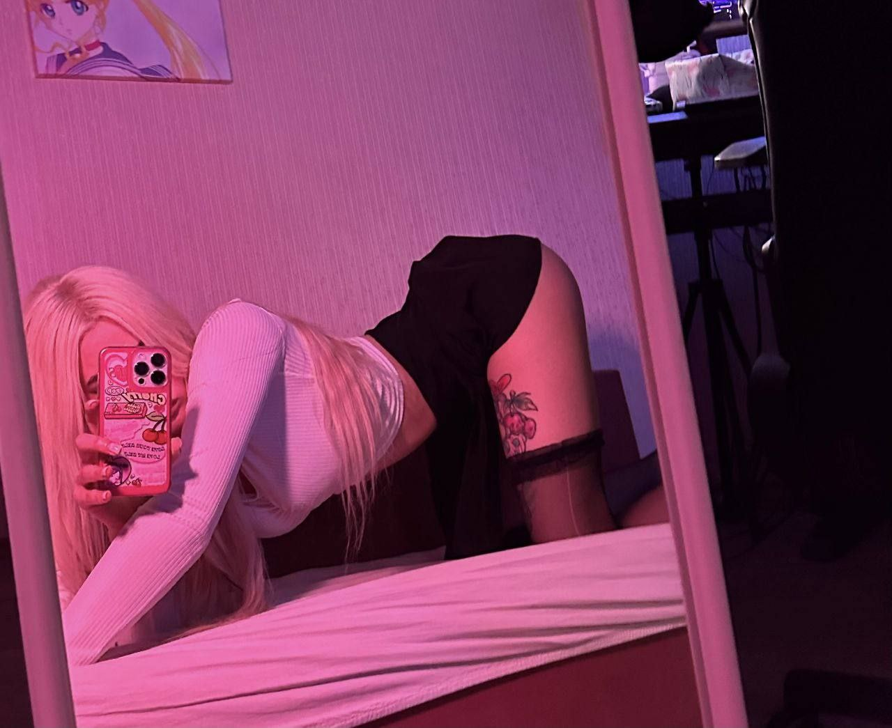 Huge collection of porn photos Blonde Bending Over Back Arched by TikTokers’s (@tiktokers)