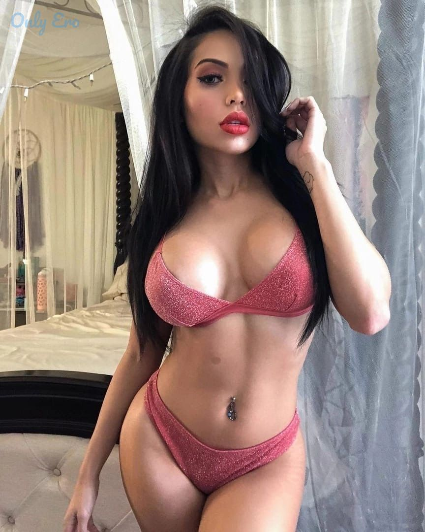 Huge collection of porn photos Busty Bra Belly Button by TikTokers’s (@tiktokers)