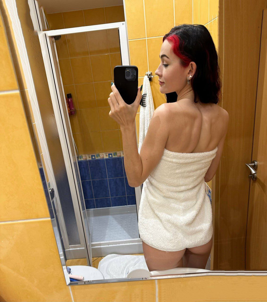 Huge collection of porn photos Body Bathroom Female by TikTokers’s (@tiktokers)