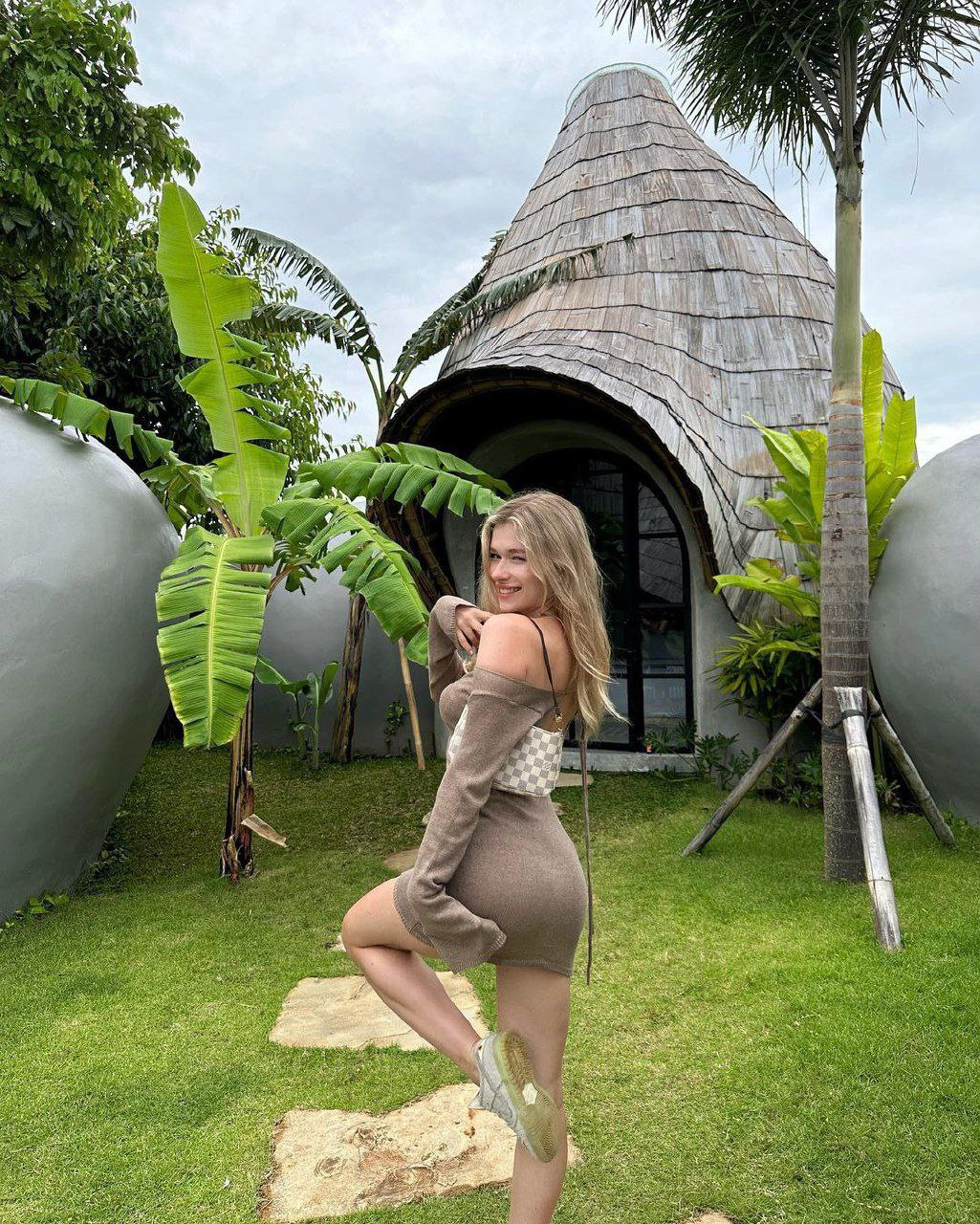 Huge collection of porn photos Blonde Body Beautiful Dress by TikTokers’s (@tiktokers)