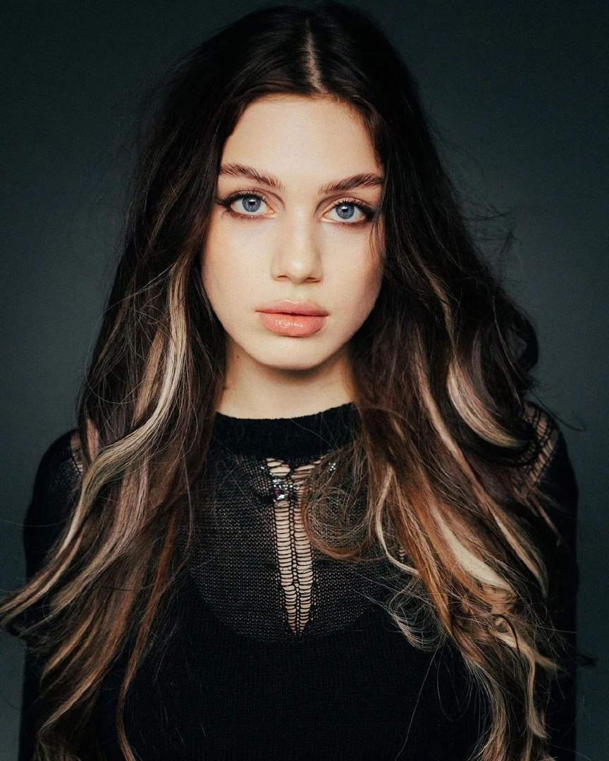 Huge collection of porn photos Brunette Blue Eyes Big Eyes by TikTokers’s (@tiktokers)